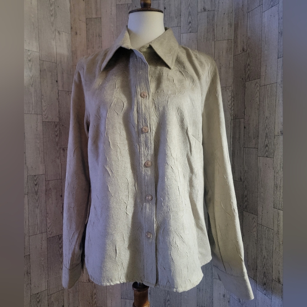 Christopher & Banks long sleeve shirt light color jean jacket size xl